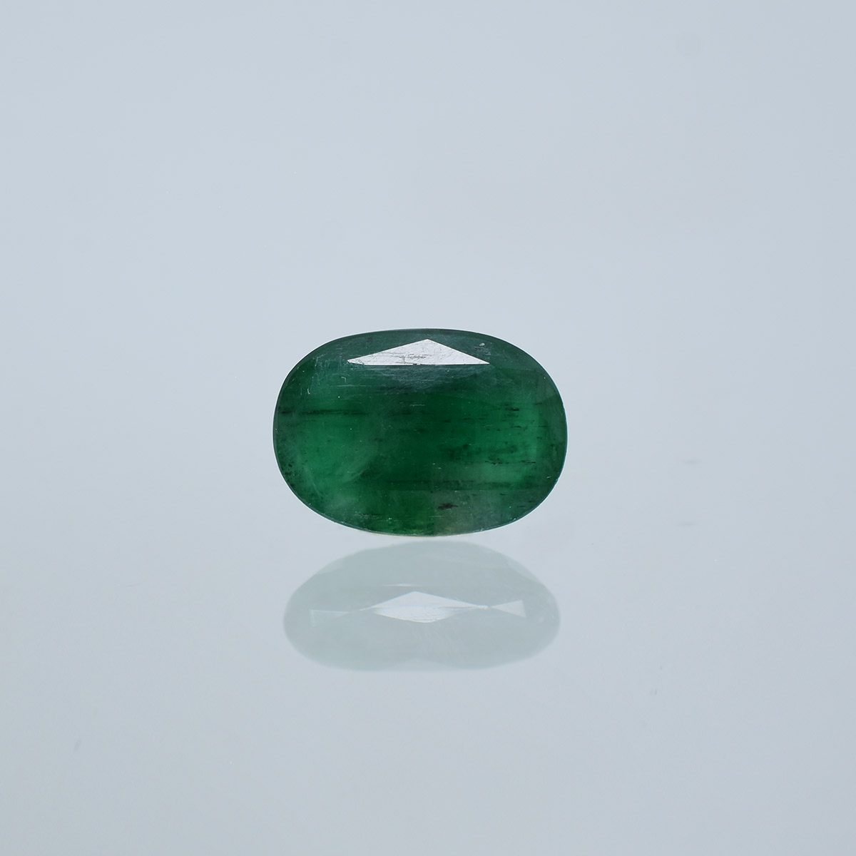 7.43 Carats Emerald ( 8.16 Ratti Panna )