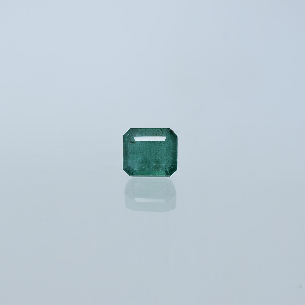 9.28 Carats Emerald ( 10.31 Ratti Panna )