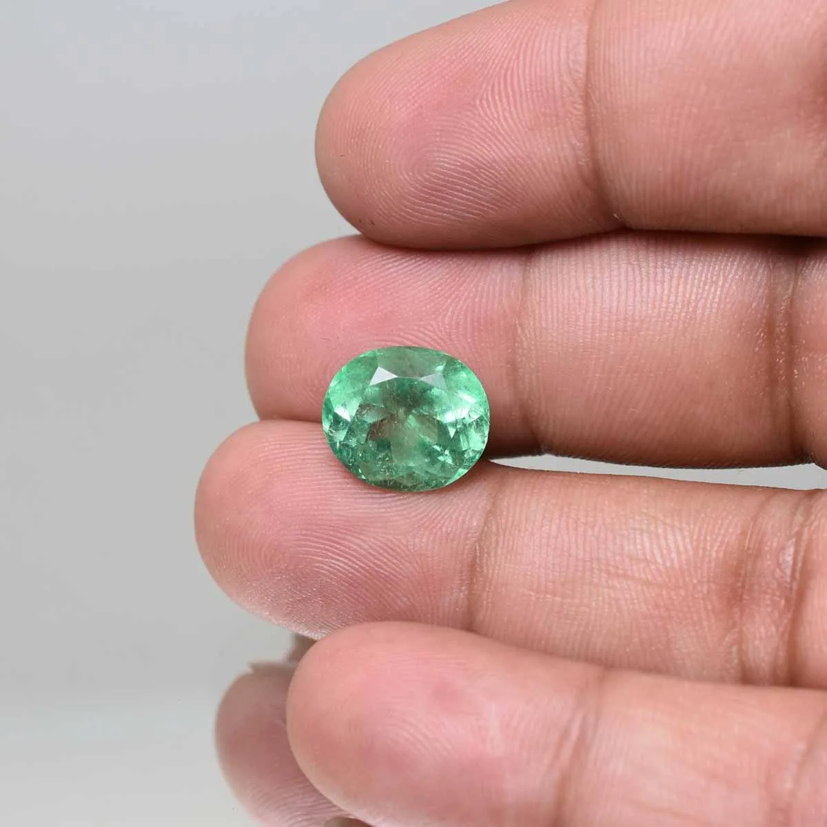 6.18 Carats Emerald ( 6.87 Ratti Panna ) - Image 4
