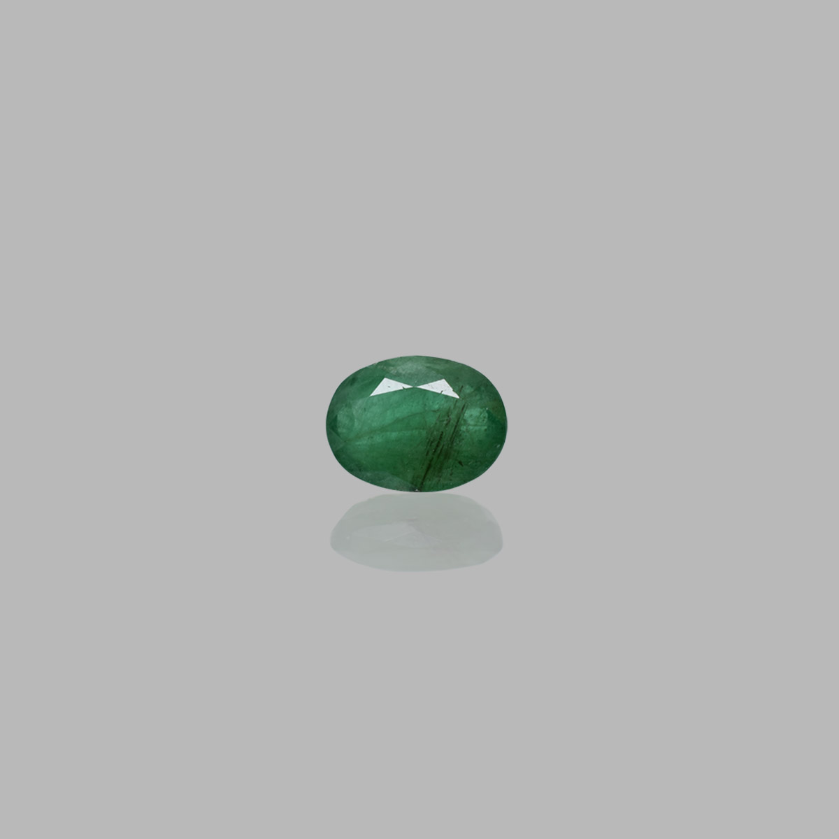 4.8 Carats Emerald ( 5.27 Ratti Panna )