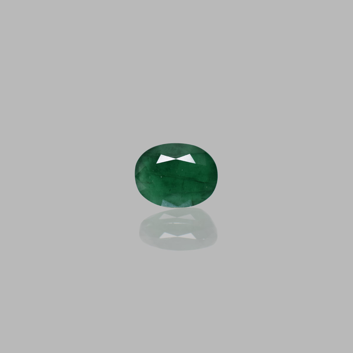9.81 Carats Emerald ( 10.78 Ratti Panna )