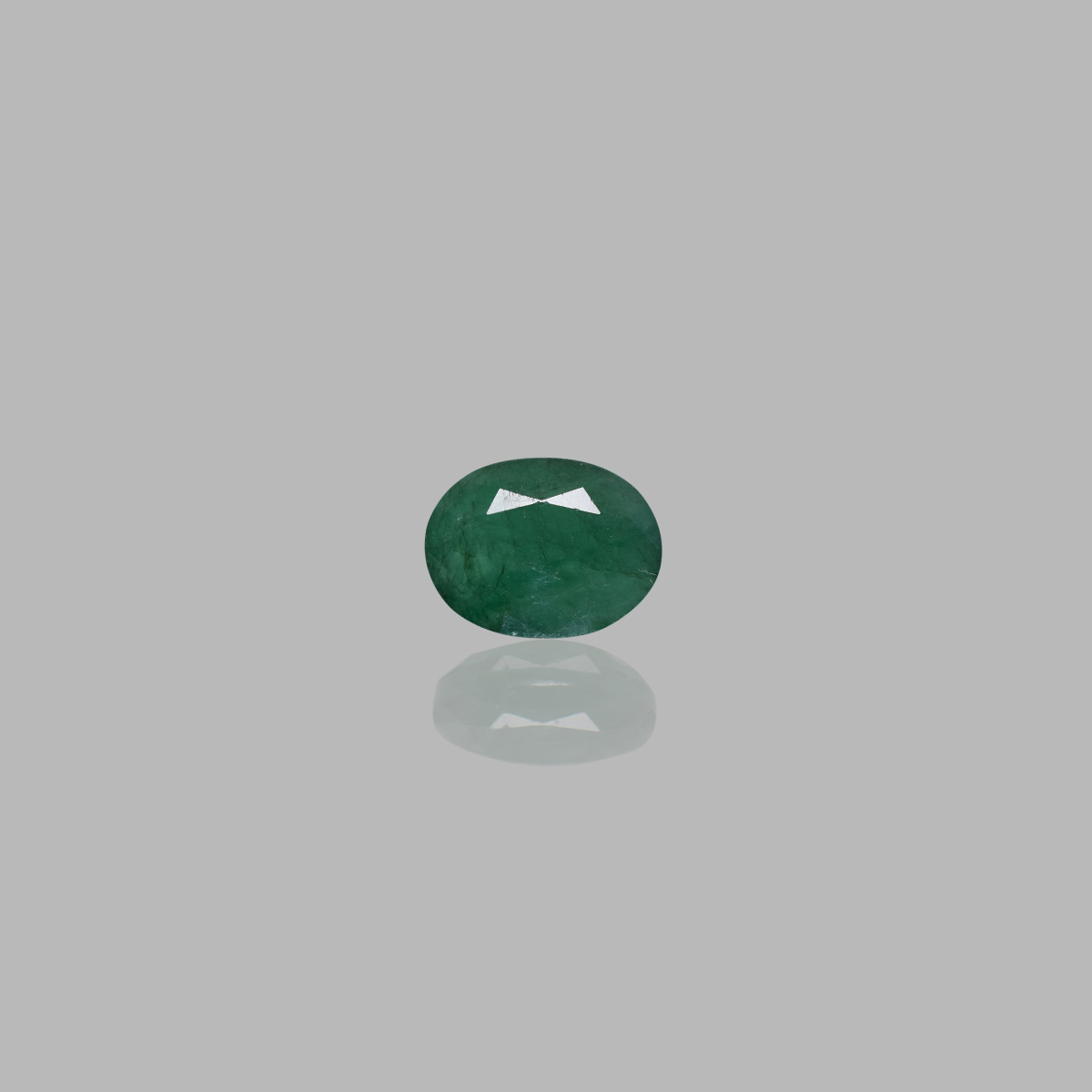 7.58 Carats Emerald ( 8.26 Ratti Panna )