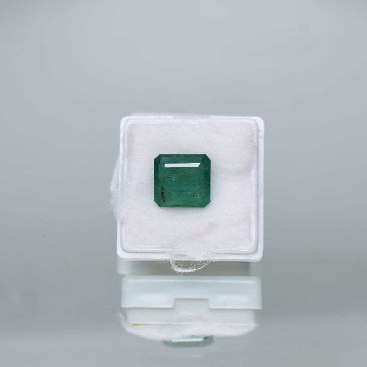 7.57 Carats Emerald 8.25 Ratti Panna Rajendra s Gems World Gemstone Dealer in New Delhi