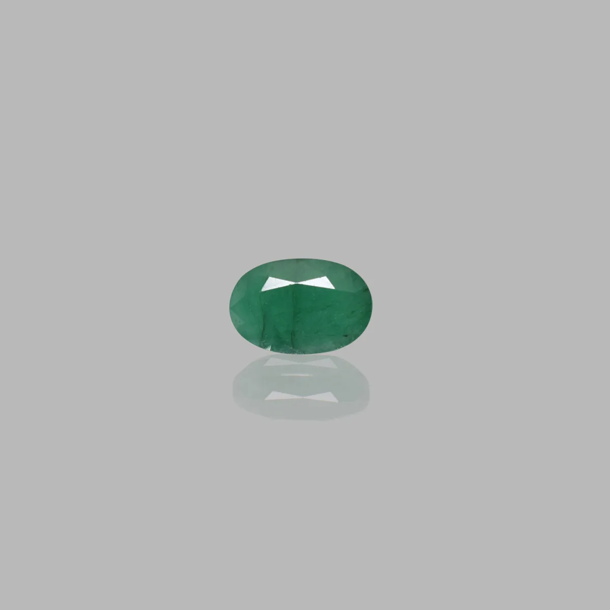 6.62 Carats Emerald ( 7.27 Ratti Panna ) 6.62 Carats Emerald ( 7.27 Ratti Panna )