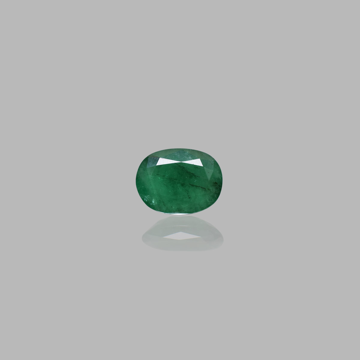 4.6 Carats Emerald ( 5.05 Ratti Panna )