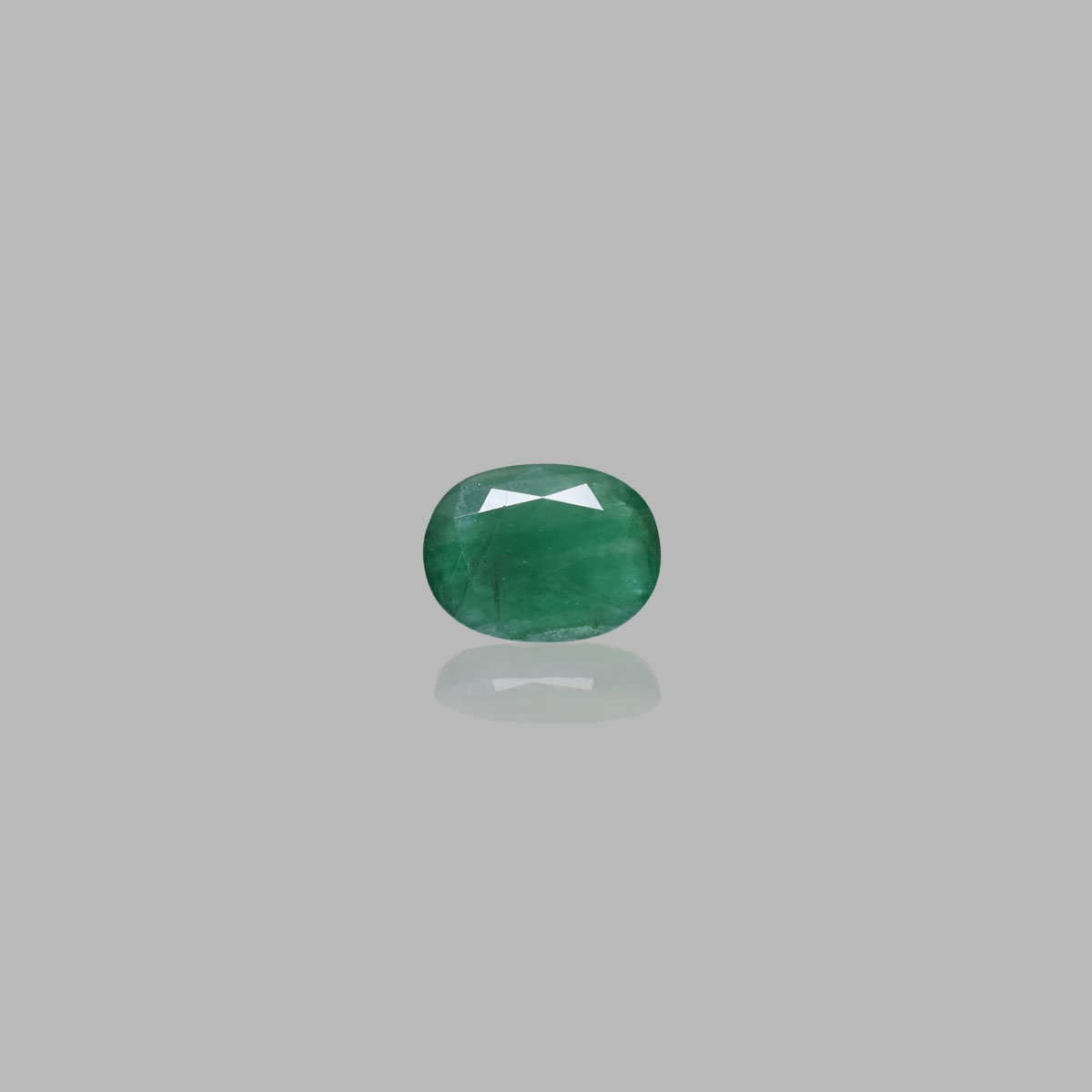 4.95 Carats Emerald ( 5.43 Ratti Panna )