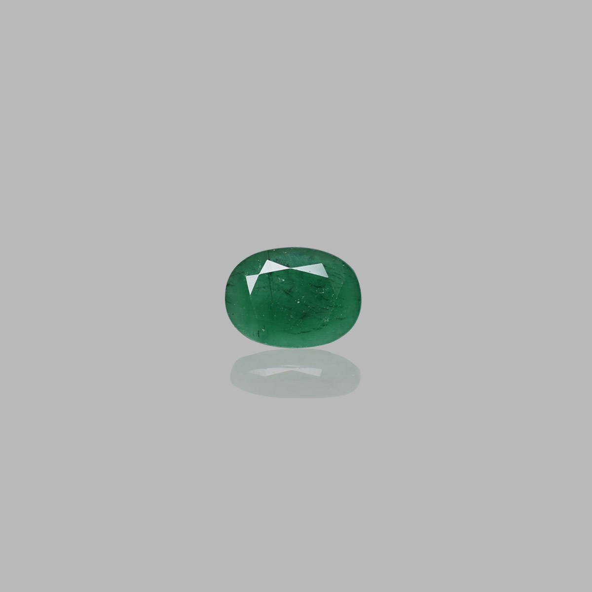 4.58 Carats Emerald ( 5.03 Ratti Panna )