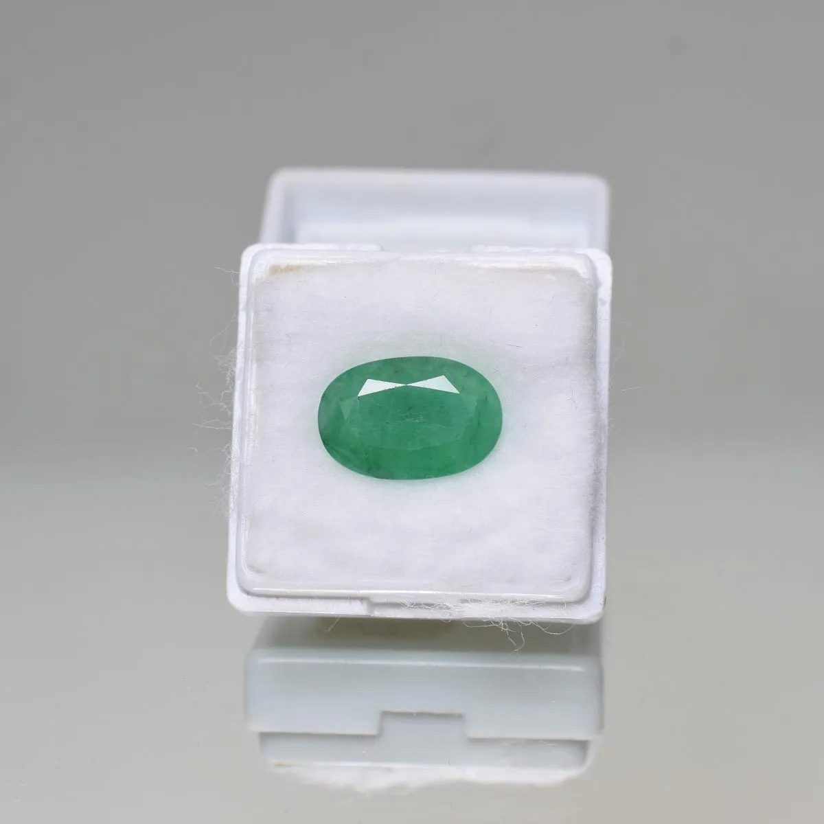 4.83 Carats Emerald ( 5.3 Ratti Panna ) - Image 5