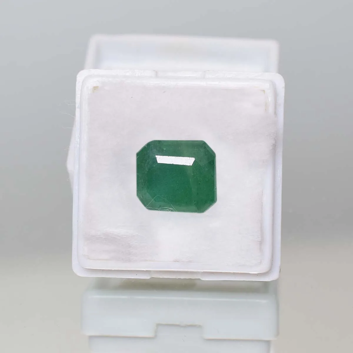 4.57 Carats Emerald ( 5.02 Ratti Panna ) - Image 5