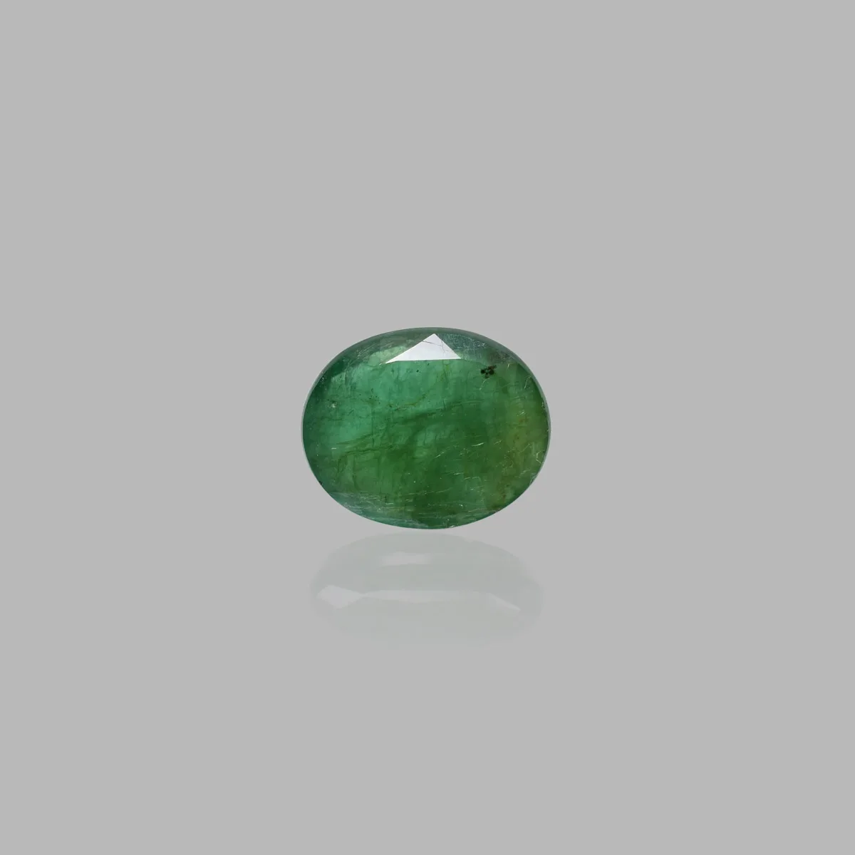 4.59 Carats Emerald ( 5.04 Ratti Panna ) 4.59 Carats Emerald ( 5.04 Ratti Panna )