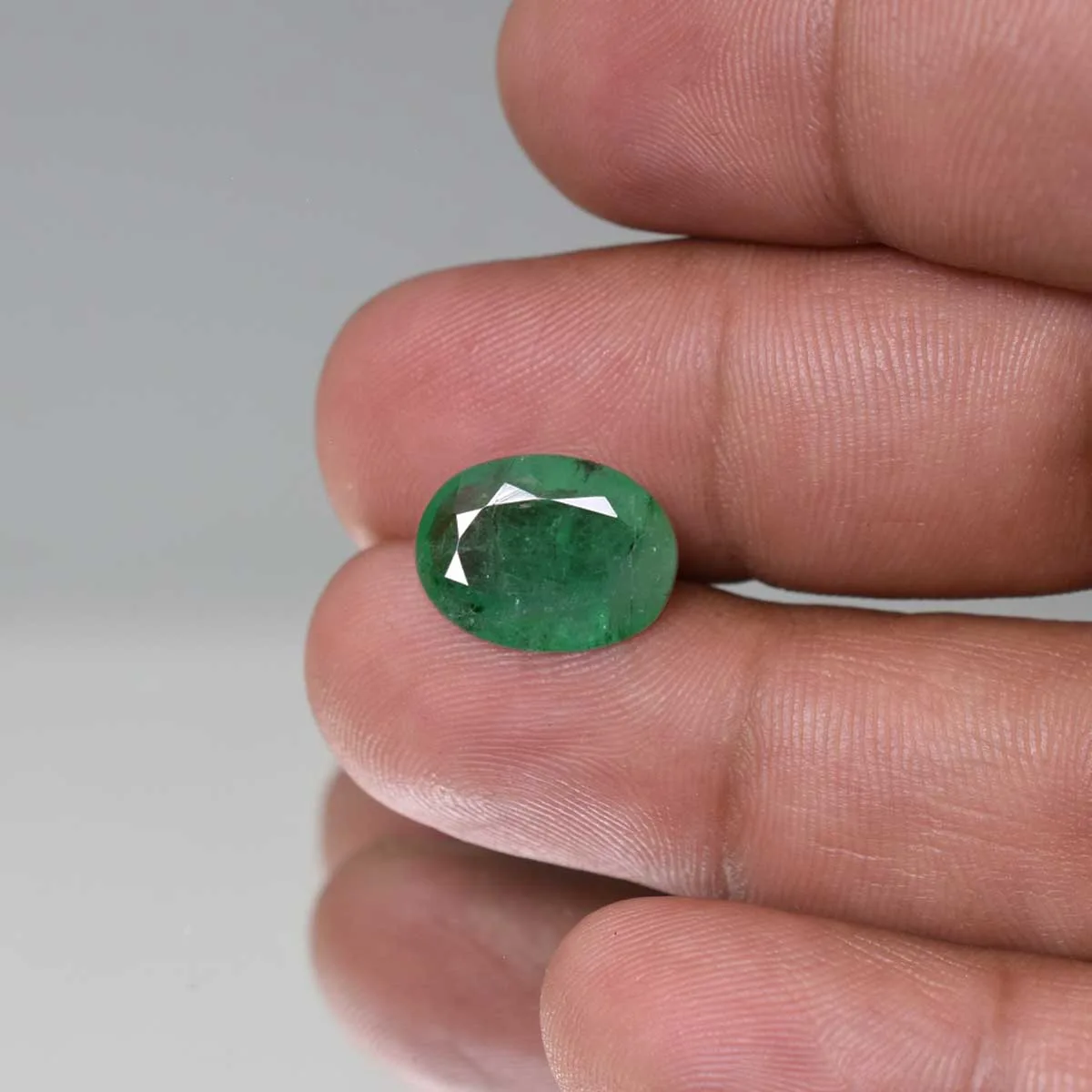 4.97 Carats Emerald ( 5.46 Ratti Panna ) - Image 4