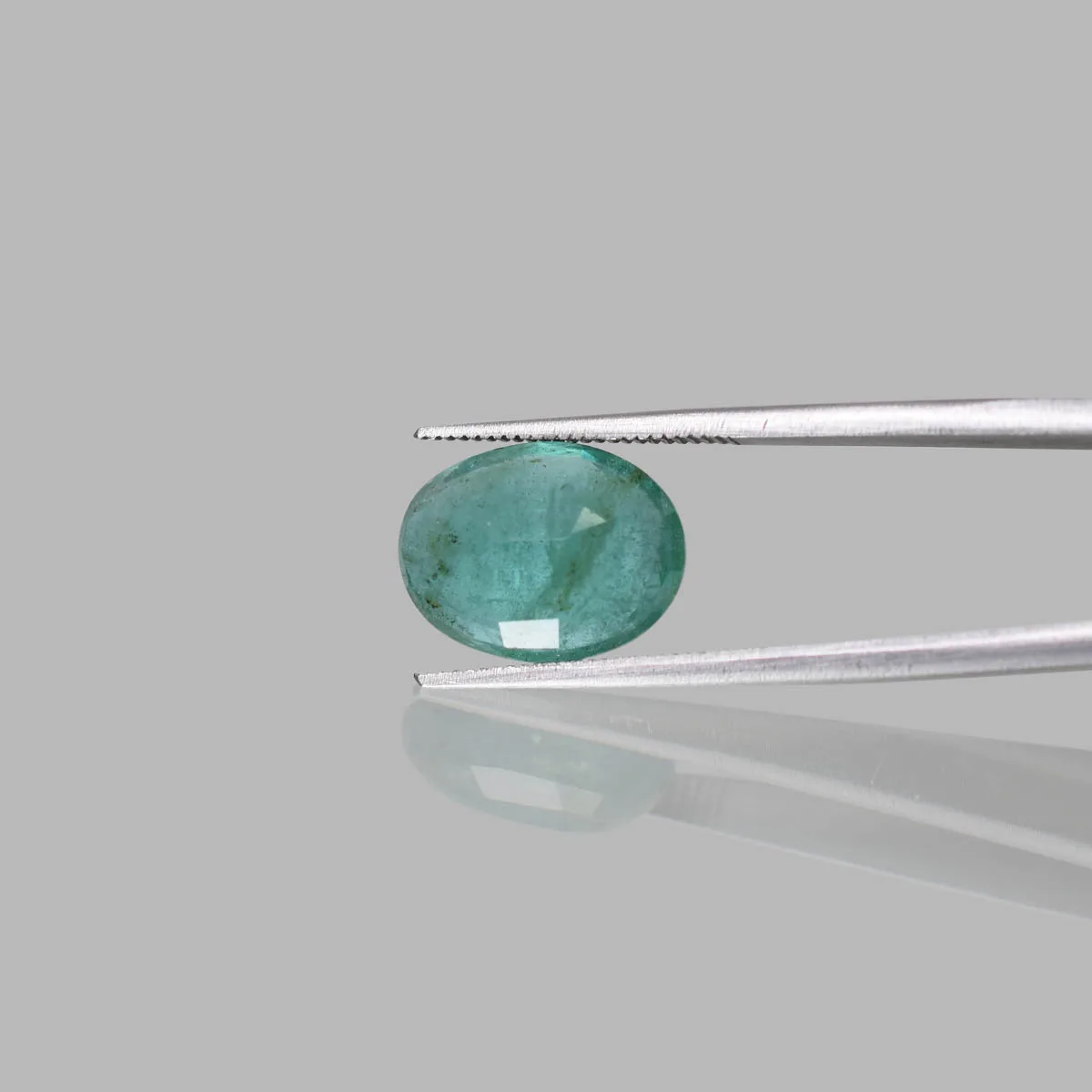 4.85 Carats Emerald ( 5.32 Ratti Panna ) - Image 3