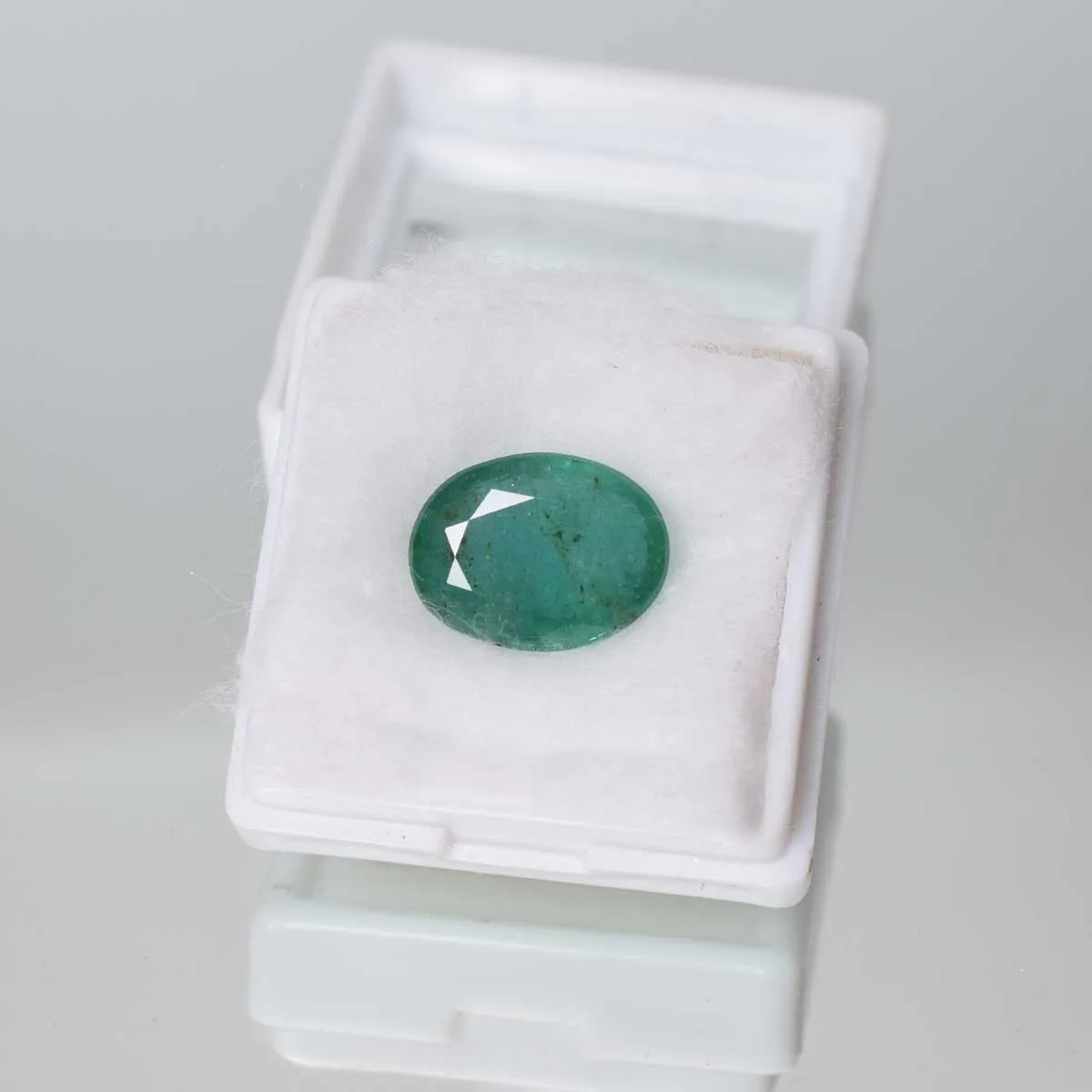 4.85 Carats Emerald ( 5.32 Ratti Panna ) - Image 5