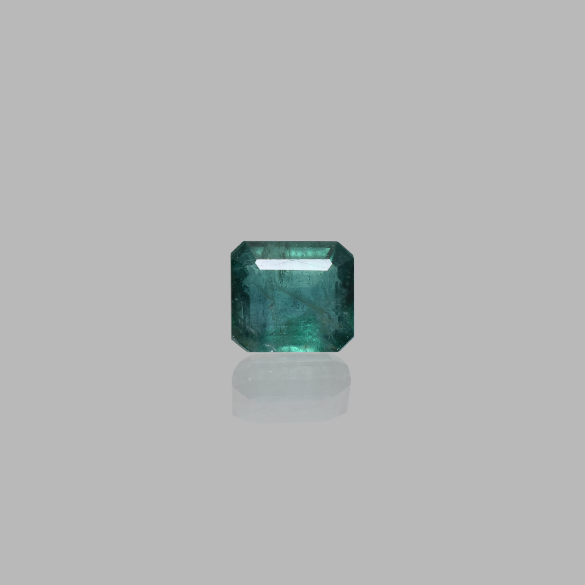 4.92 Carats Emerald ( 5.4 Ratti Panna )