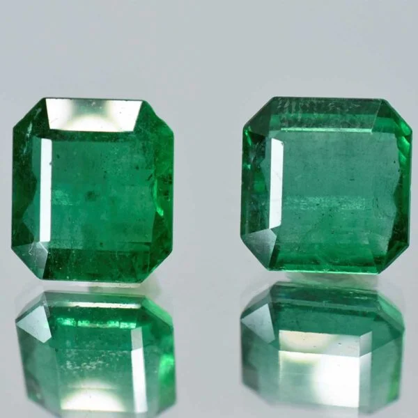 10.93 Carats Matching Emerald Pair ( 12.14 Ratti )