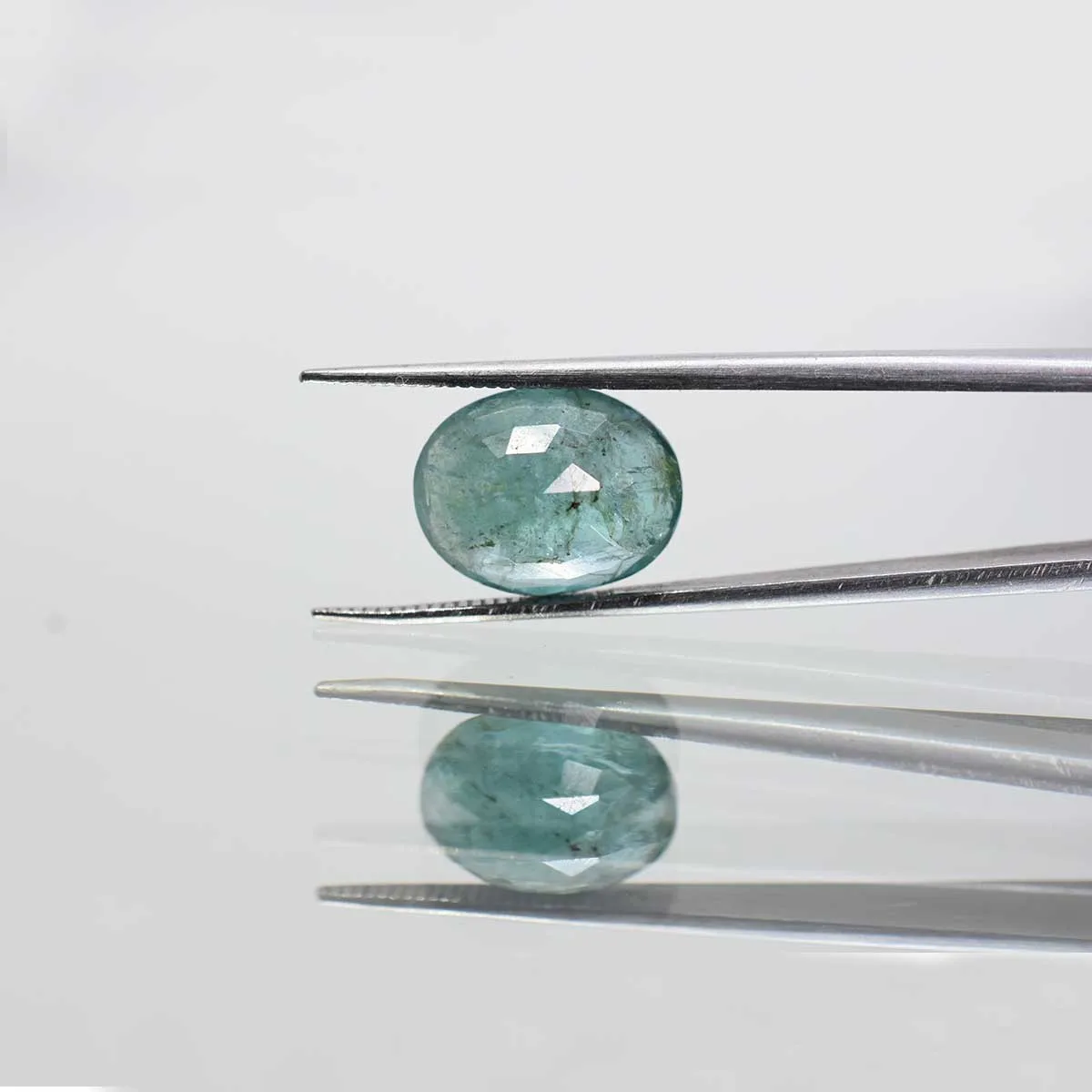 5.68 Carats Emerald ( 6.24 Ratti Panna ) - Image 2