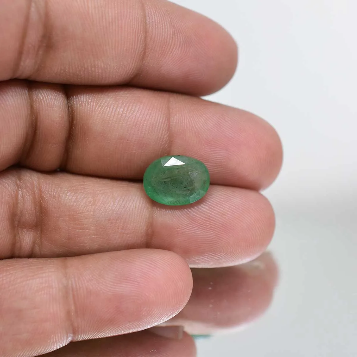 4.89 Carats Emerald ( 5.37 Ratti Panna ) - Image 4