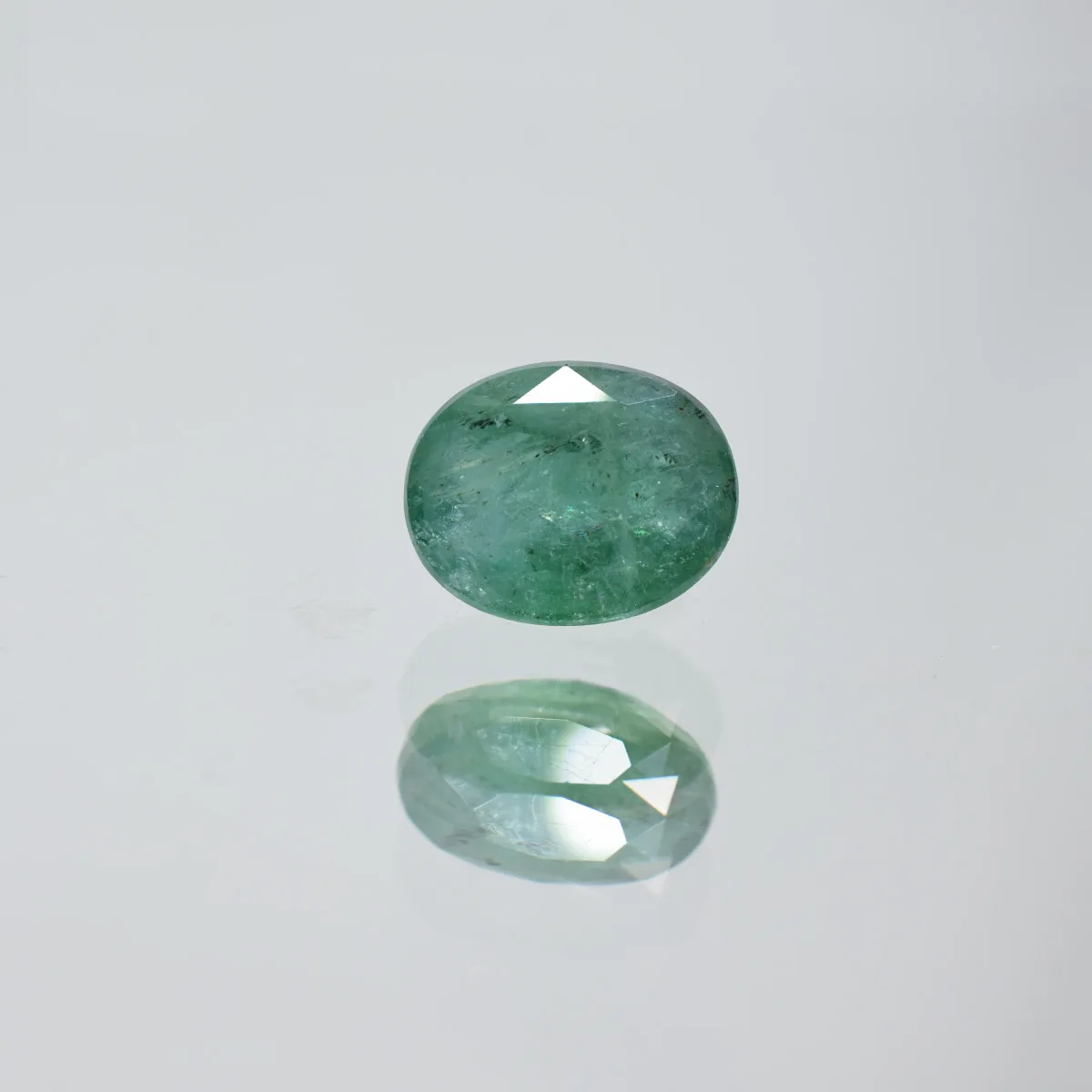 6.76 Carats Emerald ( 7.42 Ratti Panna ) - Image 1