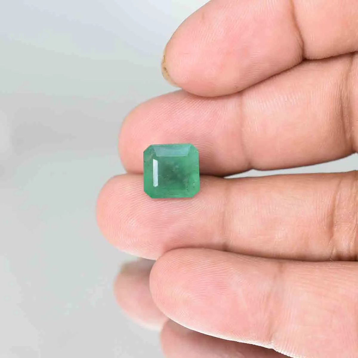 5 Carats Emerald ( 5.49 Ratti Panna ) - Image 4