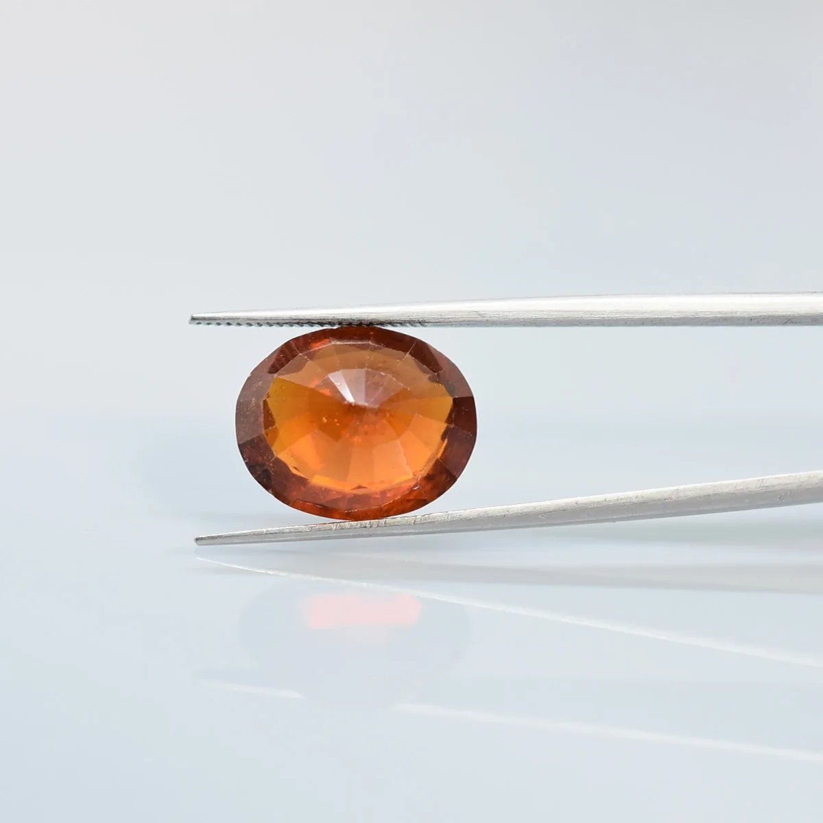 10.18 Carats Hessonite Garnet ( 11.31 Ratti Gomed ) - Image 3