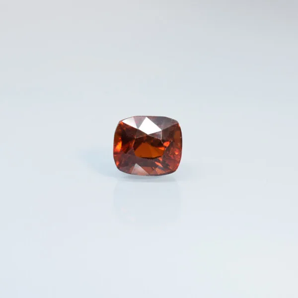 11.7 Carats Hessonite Garnet ( 13 Ratti Gomed )