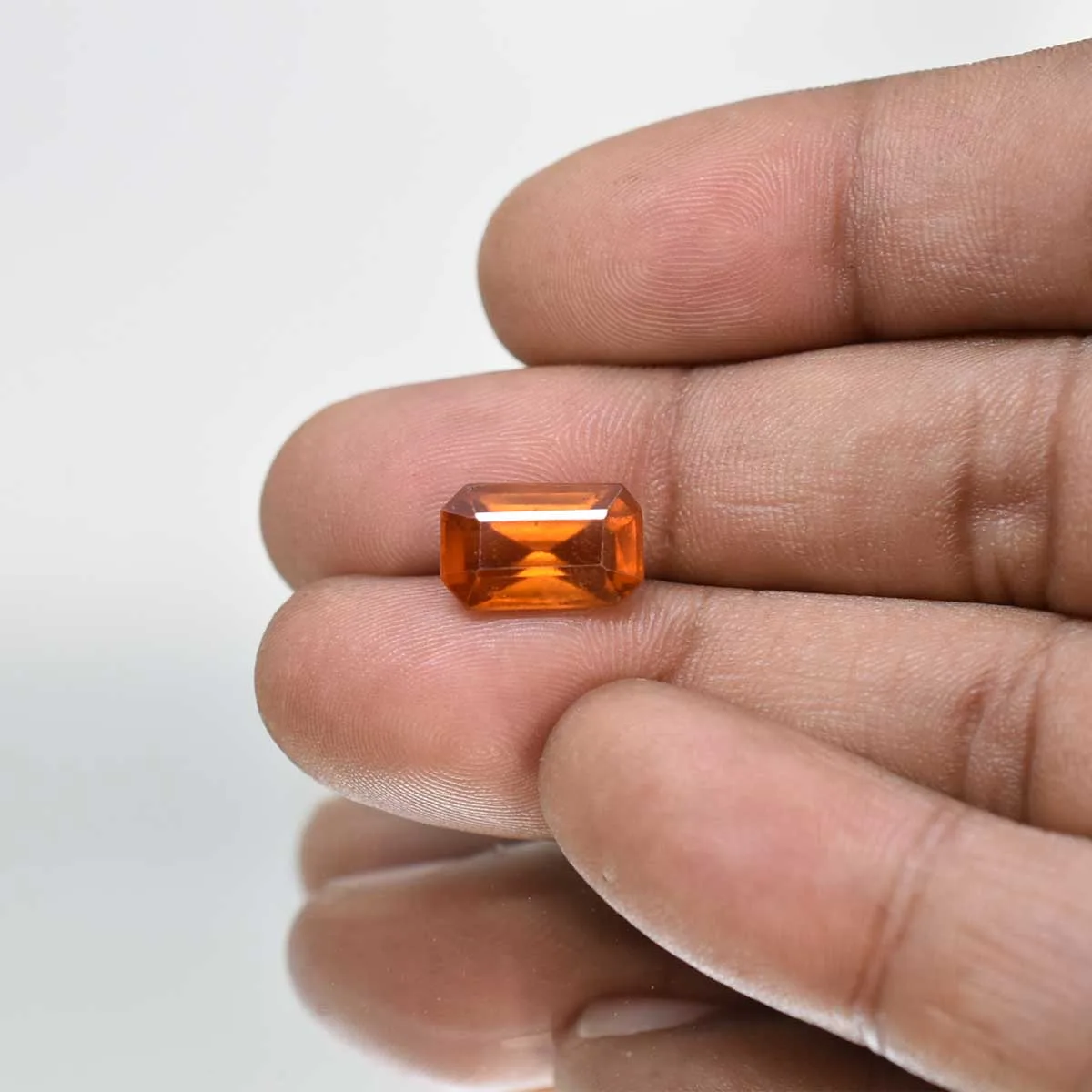 4.79 Carats Hessonite Garnet ( 5.32 Ratti Gomed ) - Image 4
