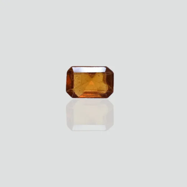 3.29 Carats Hessonite Garnet ( 3.66 Ratti Gomed )