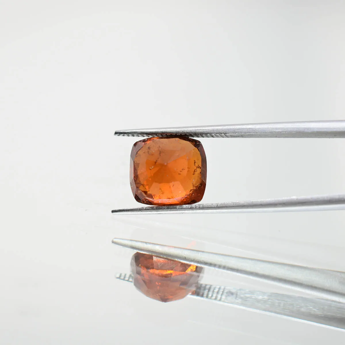 5.67 Carats Hessonite Garnet ( 6.3 Ratti Gomed ) - Image 3