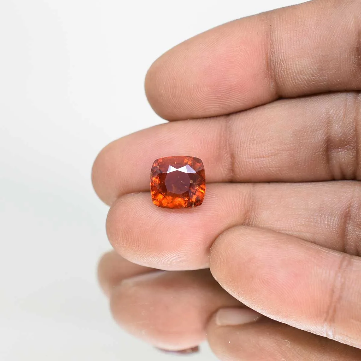 5.67 Carats Hessonite Garnet ( 6.3 Ratti Gomed ) - Image 4