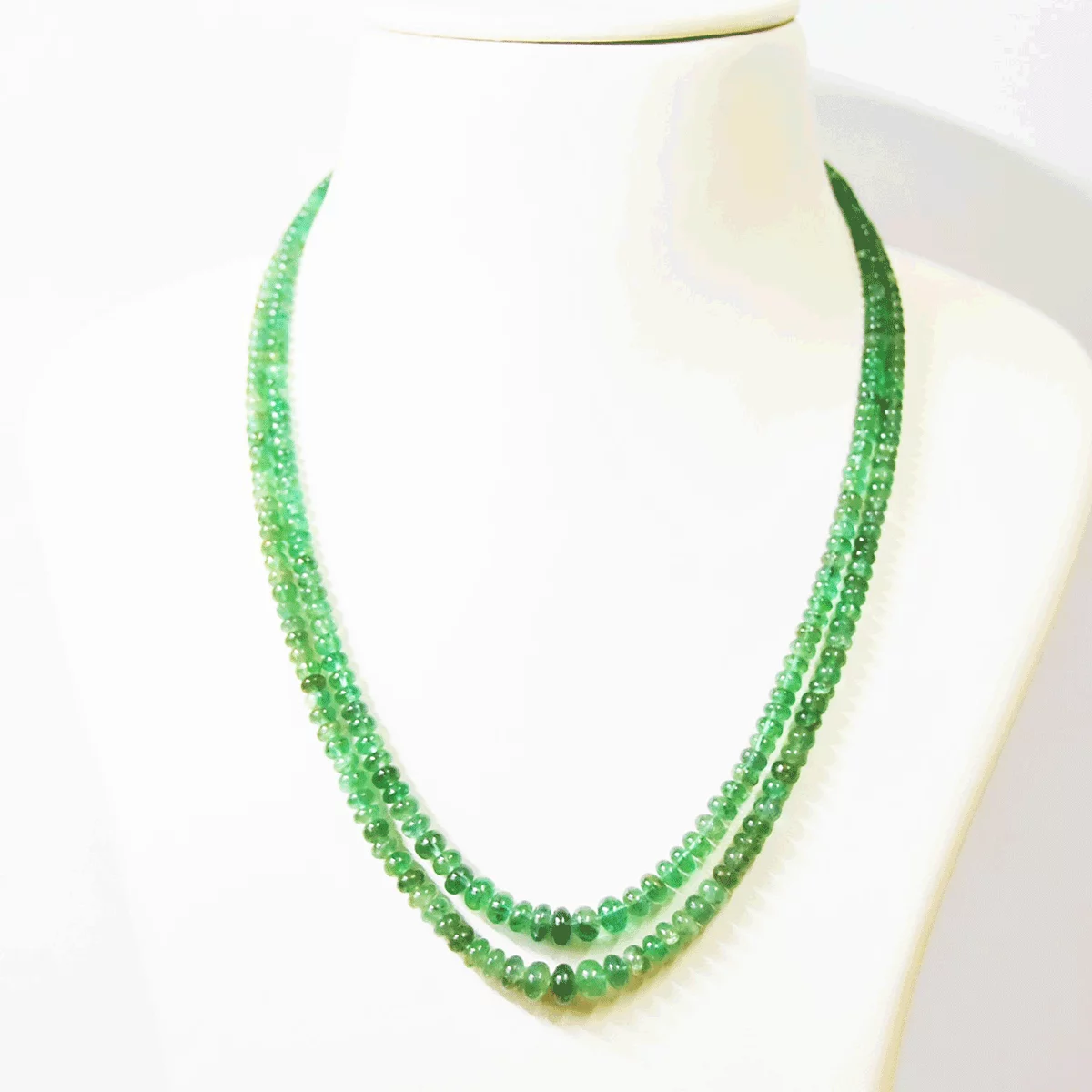 Precious Natural Emerald Gemstone Mala Necklace with Lab Certificate - Image 2