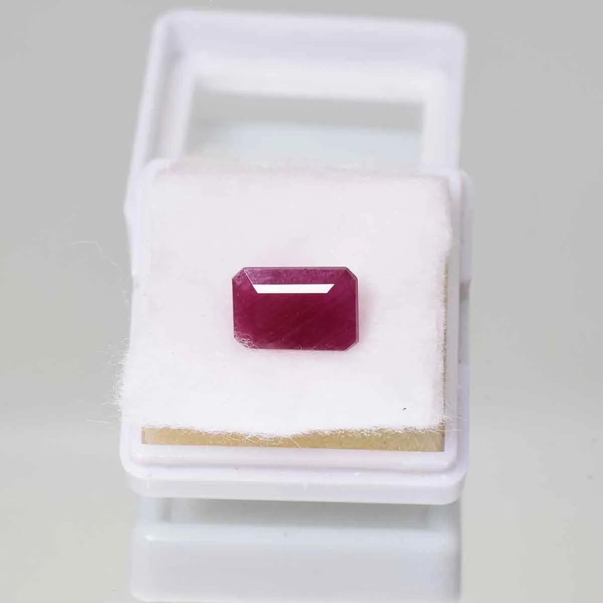 4.1 Carats Ruby ( 4.56 Ratti Manik ) - Image 5