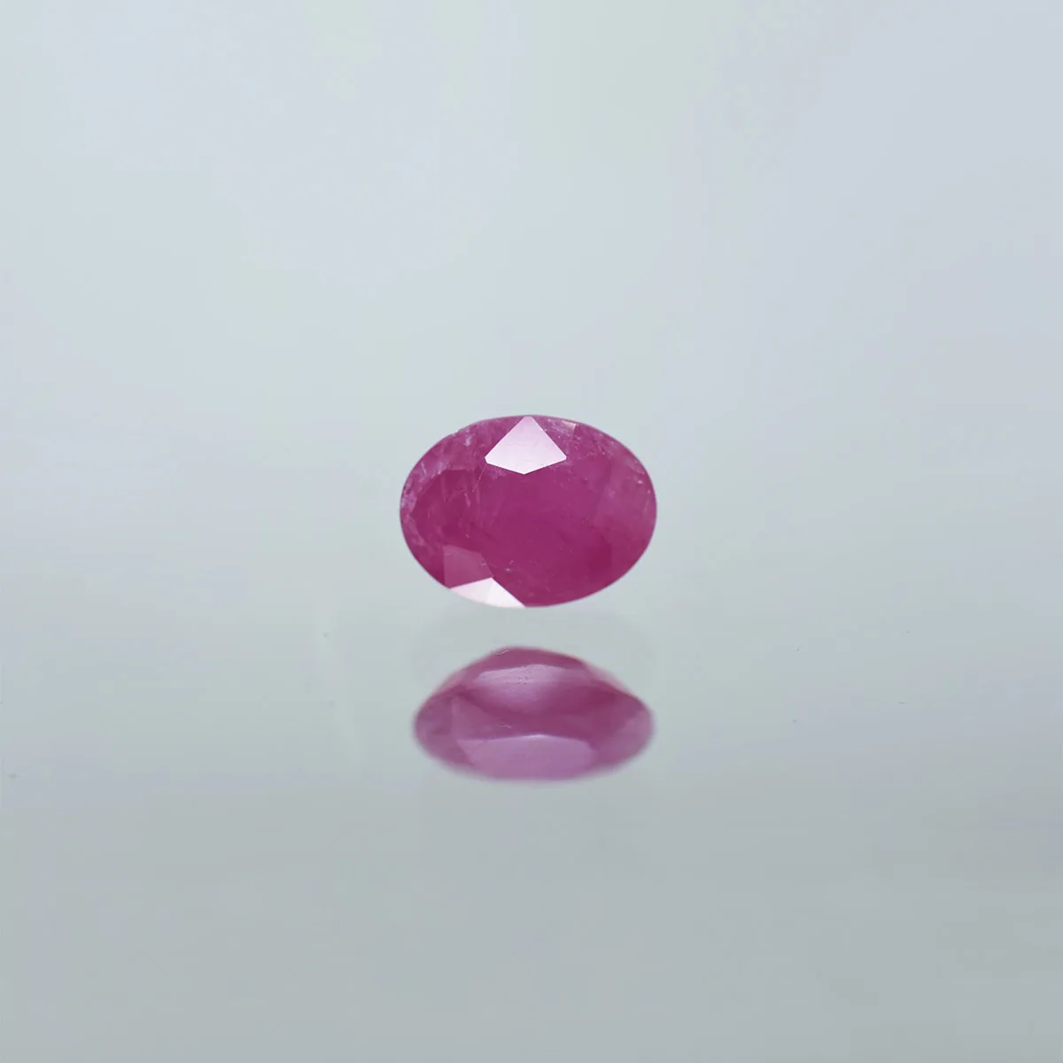 6.86 Carats Ruby ( 7.62 Ratti Manik ) 6.86 Carats Ruby ( 7.62 Ratti Manik )