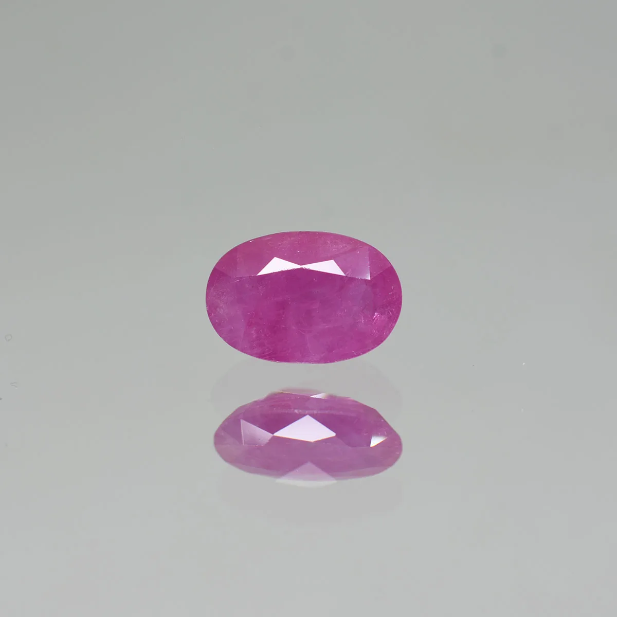 6.6 Carats Ruby ( 7.33 Ratti Manik ) 6.6 Carats Ruby ( 7.33 Ratti Manik )