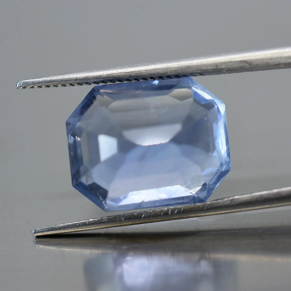 9.16 Carats Blue Saphhire ( 10.18 Ratti Neelam ) - Image 4