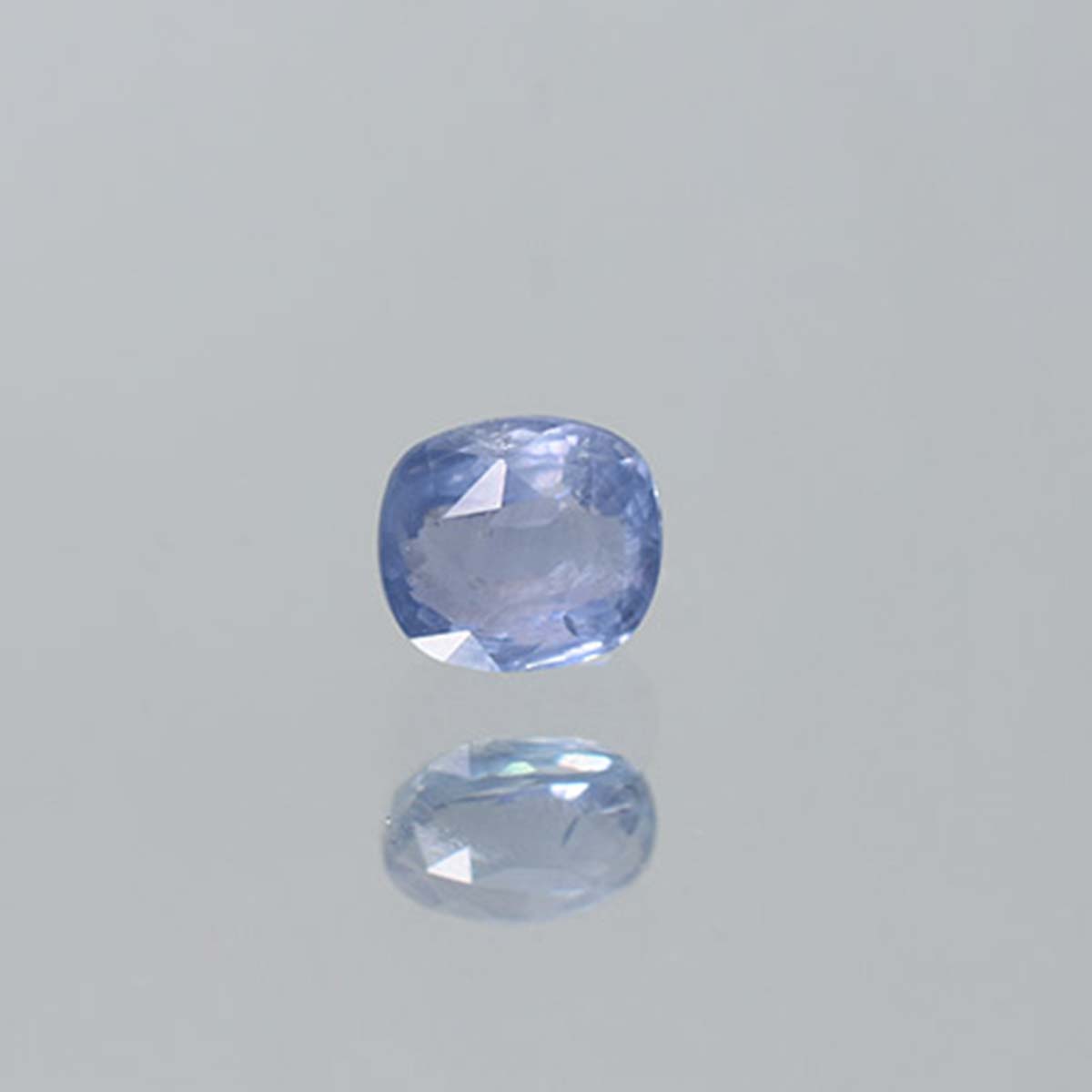 4.8 Carats Blue Sapphire ( 5.33 Ratti Neelam )
