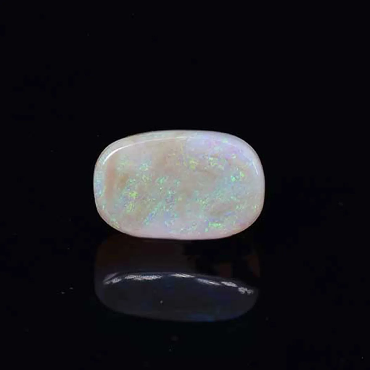 8.46 Carats Opal ( 9.4 Ratti Dudhiya Patthar ) 8.46 Carats Opal ( 9.4 Ratti Dudhiya Patthar )