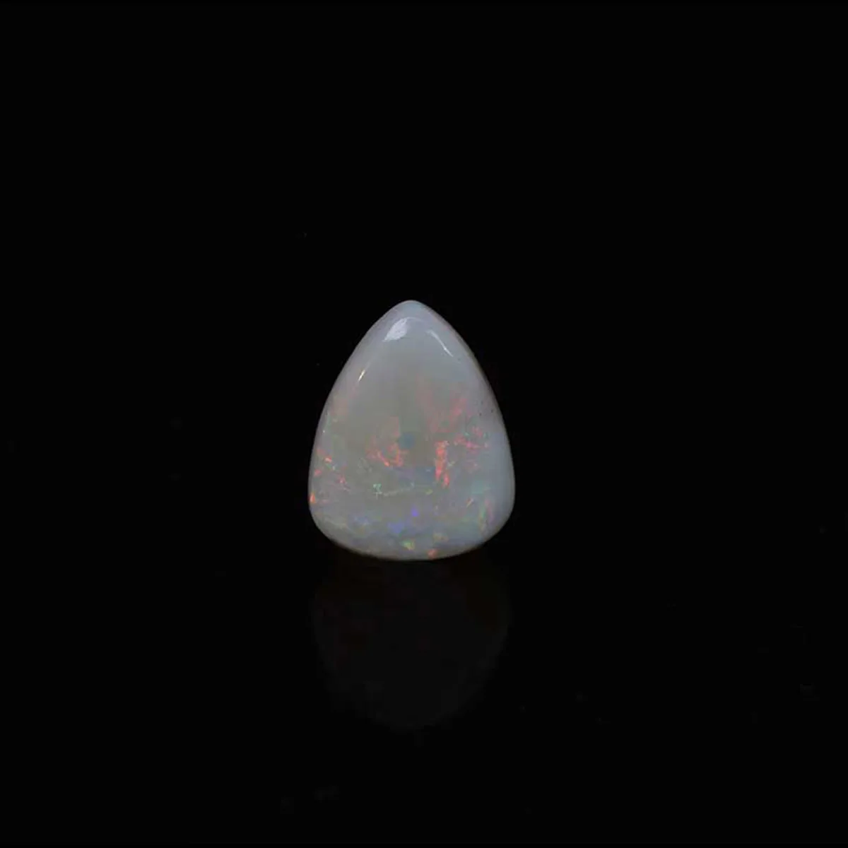 8.72 Carats Opal ( 9.69 Ratti Dudhiya Patthar )
