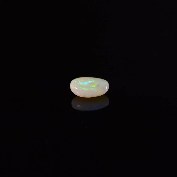 8.16 Carats Opal ( 9.07 Ratti Dudhiya Patthar )