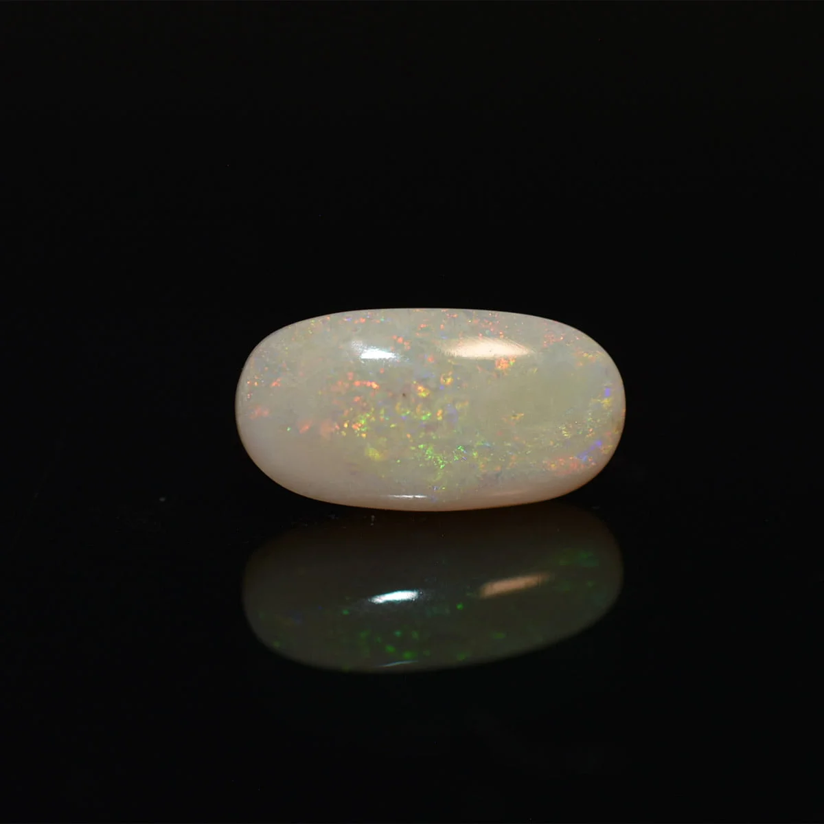 4.95 Carats Opal ( 5.5 Ratti Dudhiya Patthar ) - Image 1