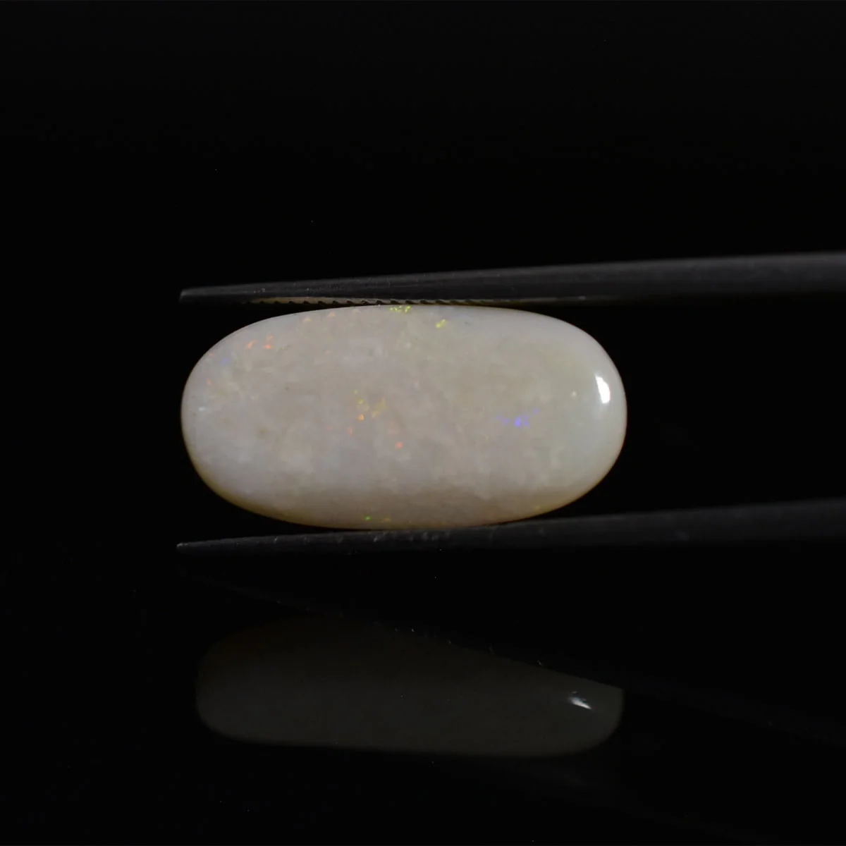 4.95 Carats Opal ( 5.5 Ratti Dudhiya Patthar ) - Image 3
