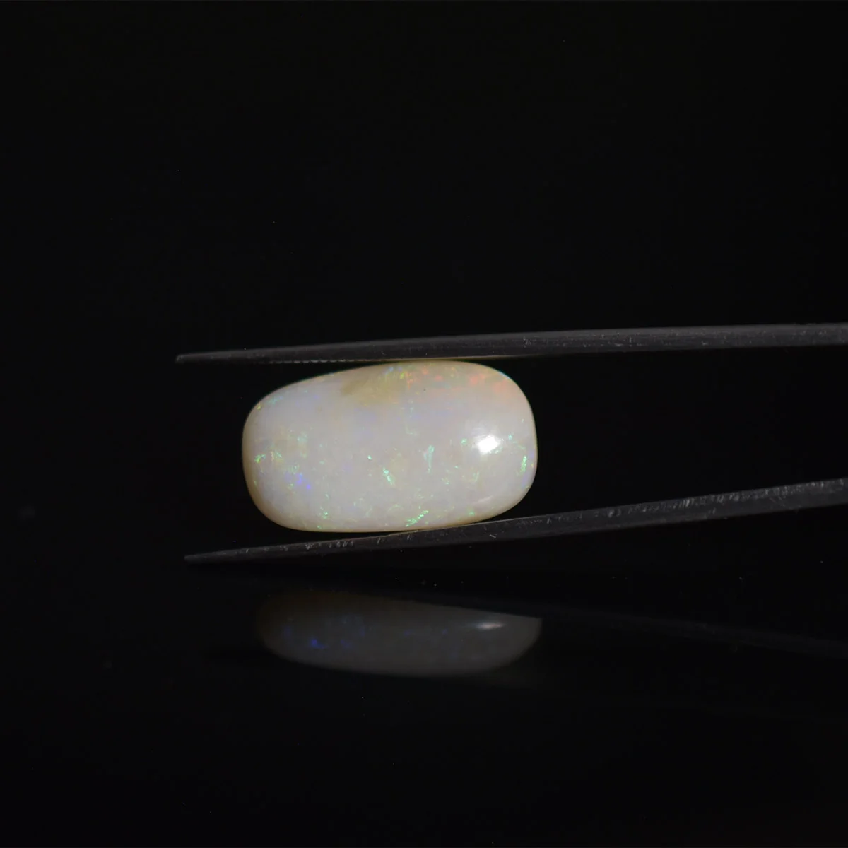 9.1 Carats Opal ( 10.11 Ratti Dudhiya Patthar ) - Image 3