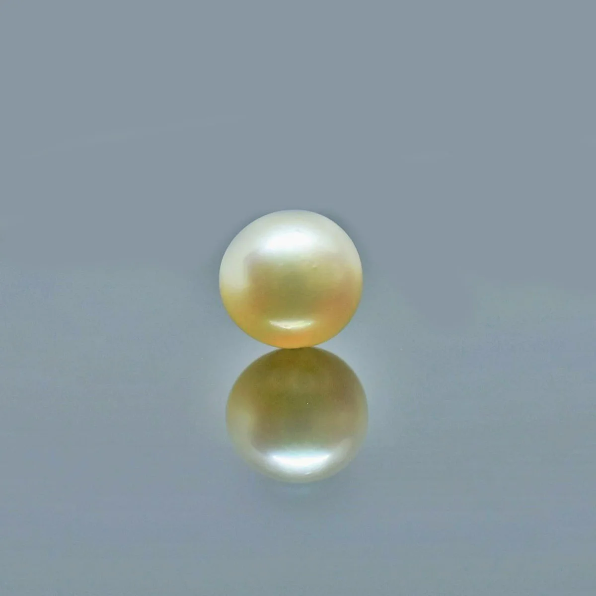 4.28 Carats South Sea Pearl ( 4.76 Ratti Moti ) - Image 1