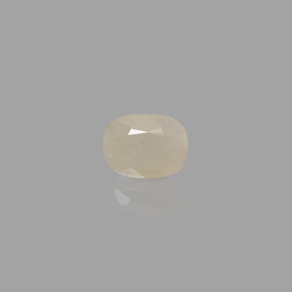 5.68 Carats  Yellow Sapphire ( 6.31 Ratti Pukhraj )