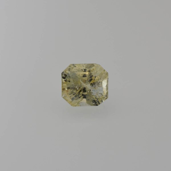 6.66 Carats  Yellow Sapphire ( 7.4 Ratti Pukhraj )