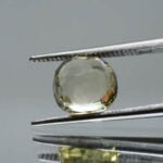 4.58 Carats Yellow Sapphire ( 5.09 Ratti Pukhraj )