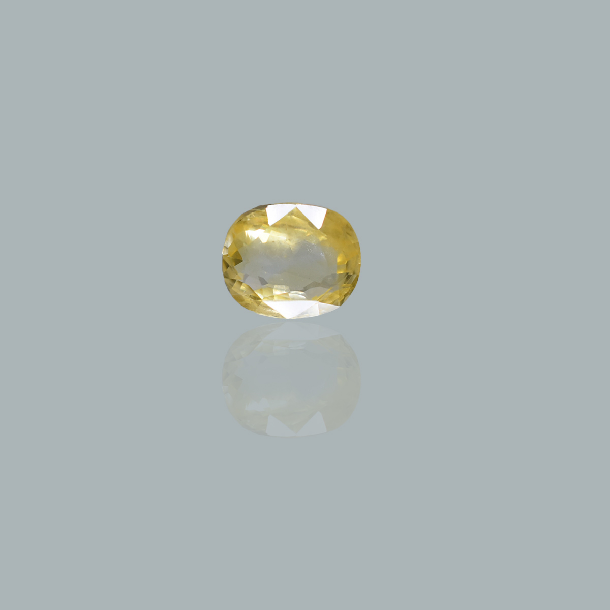 4.98 Carats Yellow Sapphire ( 5.53 Ratti Pukhraj )