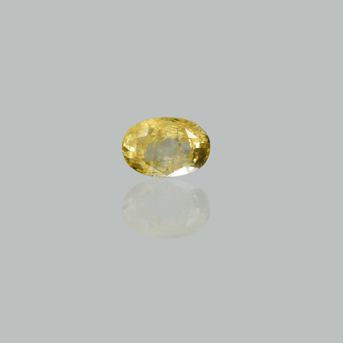 5.82 Carats Yellow Sapphire ( 6.46 Ratti Pukhraj )