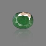 6.3 carats Emerald ( 6.92 ratti Panna )