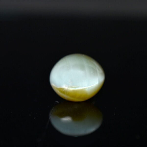 12.47 Carats Chrysoberyl Cat's Eye ( 13.85 Ratti Lehsuniya )