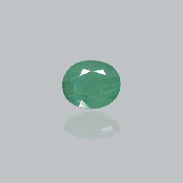 4.74 Carats Emerald ( 5.21 Ratti Panna )